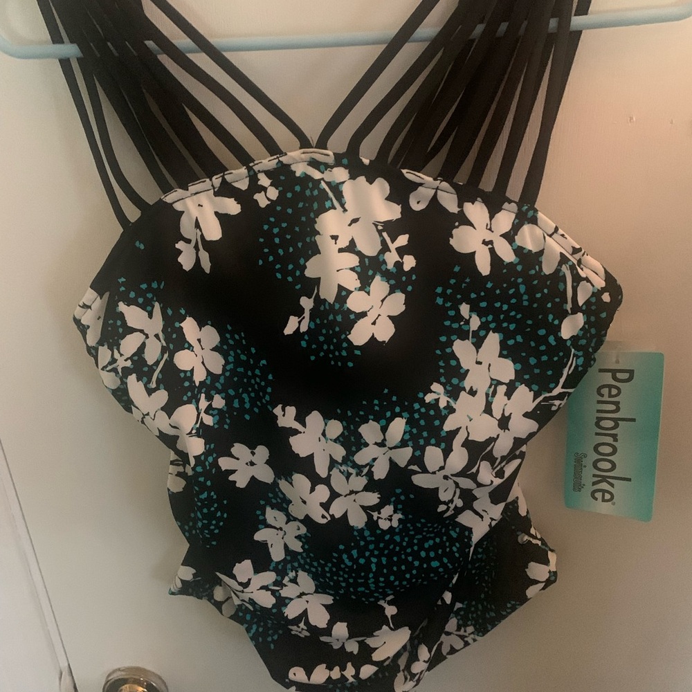 Womens Swim Top Tummy Control Size 10 made by Penbooke